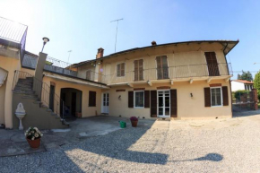 Гостиница B&B Lo Scudiero  Кастельнуово-Дон-Боско